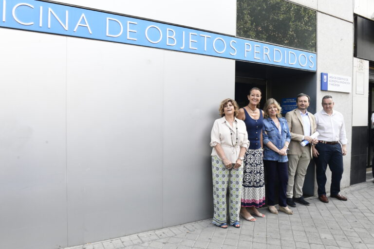 Hidalgo resalta la satisfacción sobresaliente de los madrileños con la Oficina de Objetos Perdidos