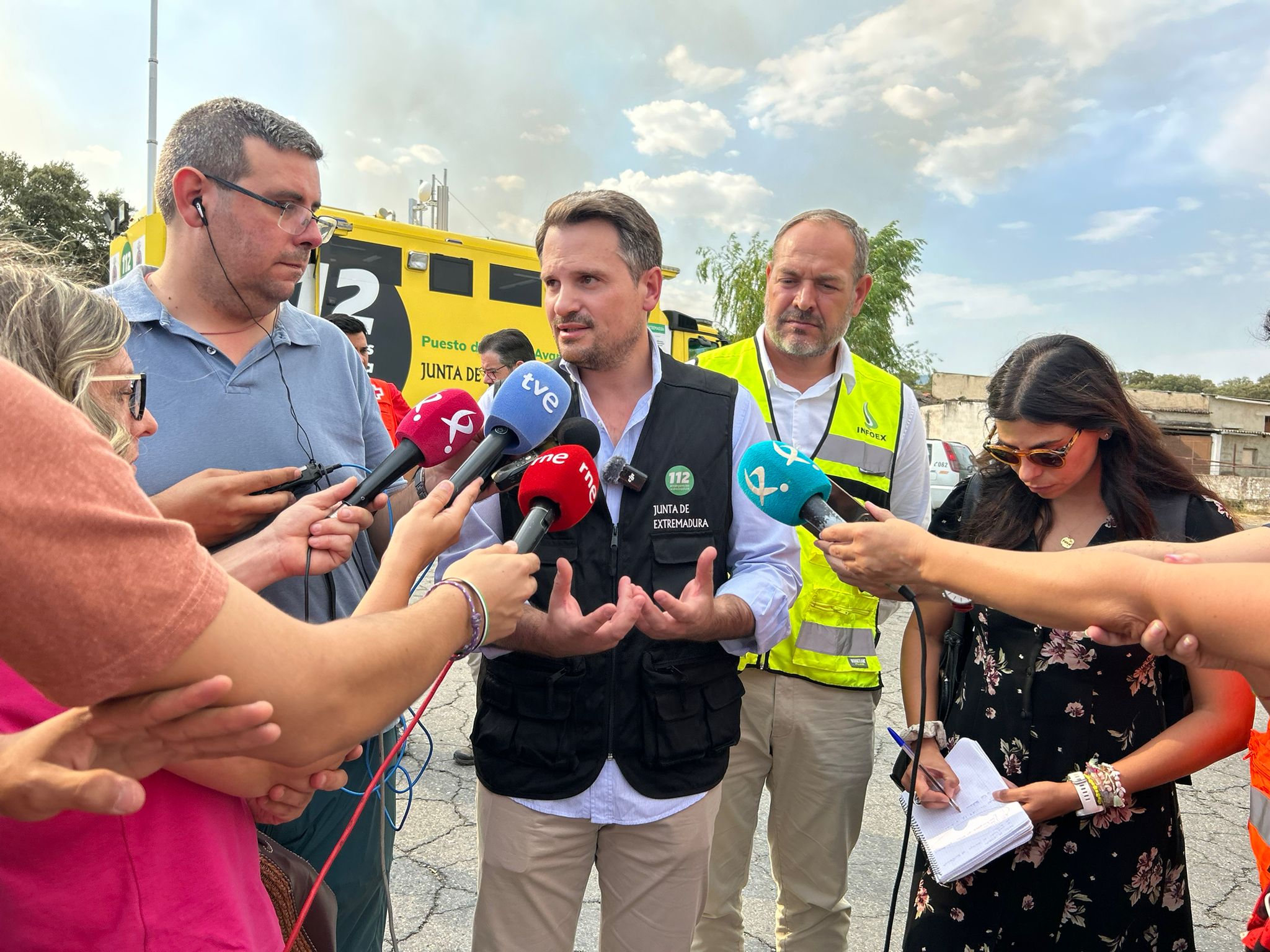 La Junta de Extremadura finaliza el Plan INFOCAEX al considerarse controlado el incendio de Jarilla