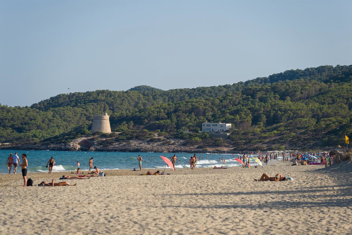 Julio fue un mes "muy cálido" en Baleares, a pesar de un 277% más de lluvia de lo habitual