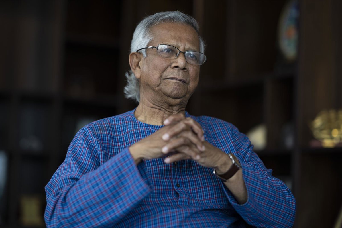 Bangladesh fija elecciones para febrero en medio de la conmemoración del año de la caída de
