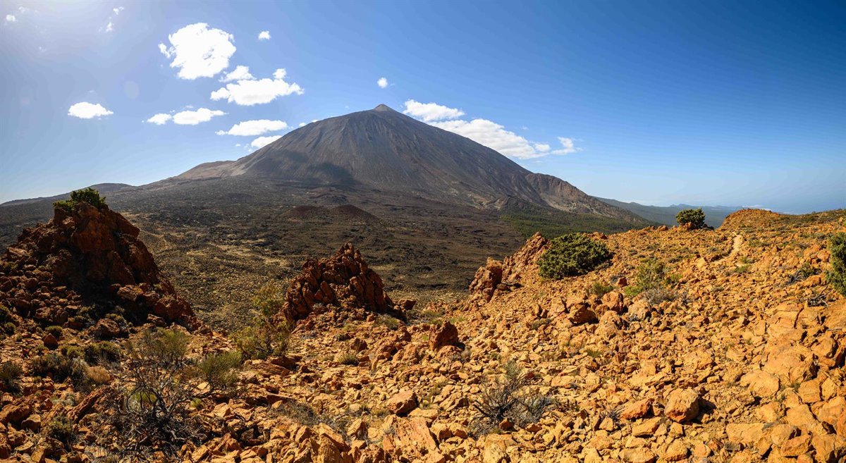 Se reportan esta madrugada 700 pequeños terremotos en las Cañadas del Teide, nuevo enjambre