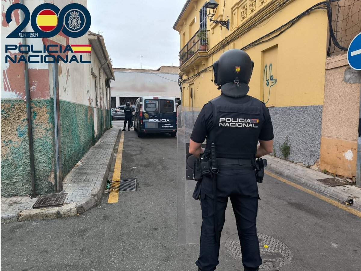Mujer arrestada en Palma por amenazar de muerte a su casero con un cuchillo