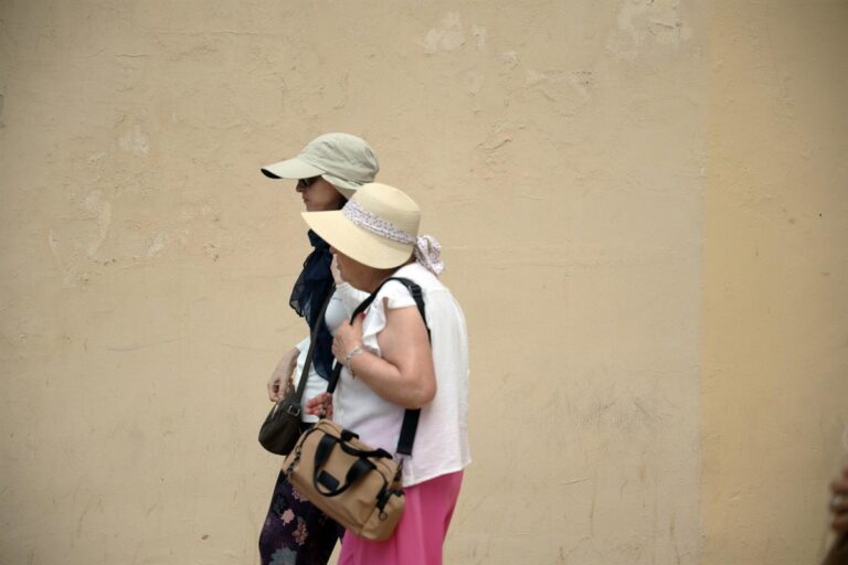 Aviso amarillo por calor en Mallorca y Pitiusas, se recomienda precaución ante altas temperaturas