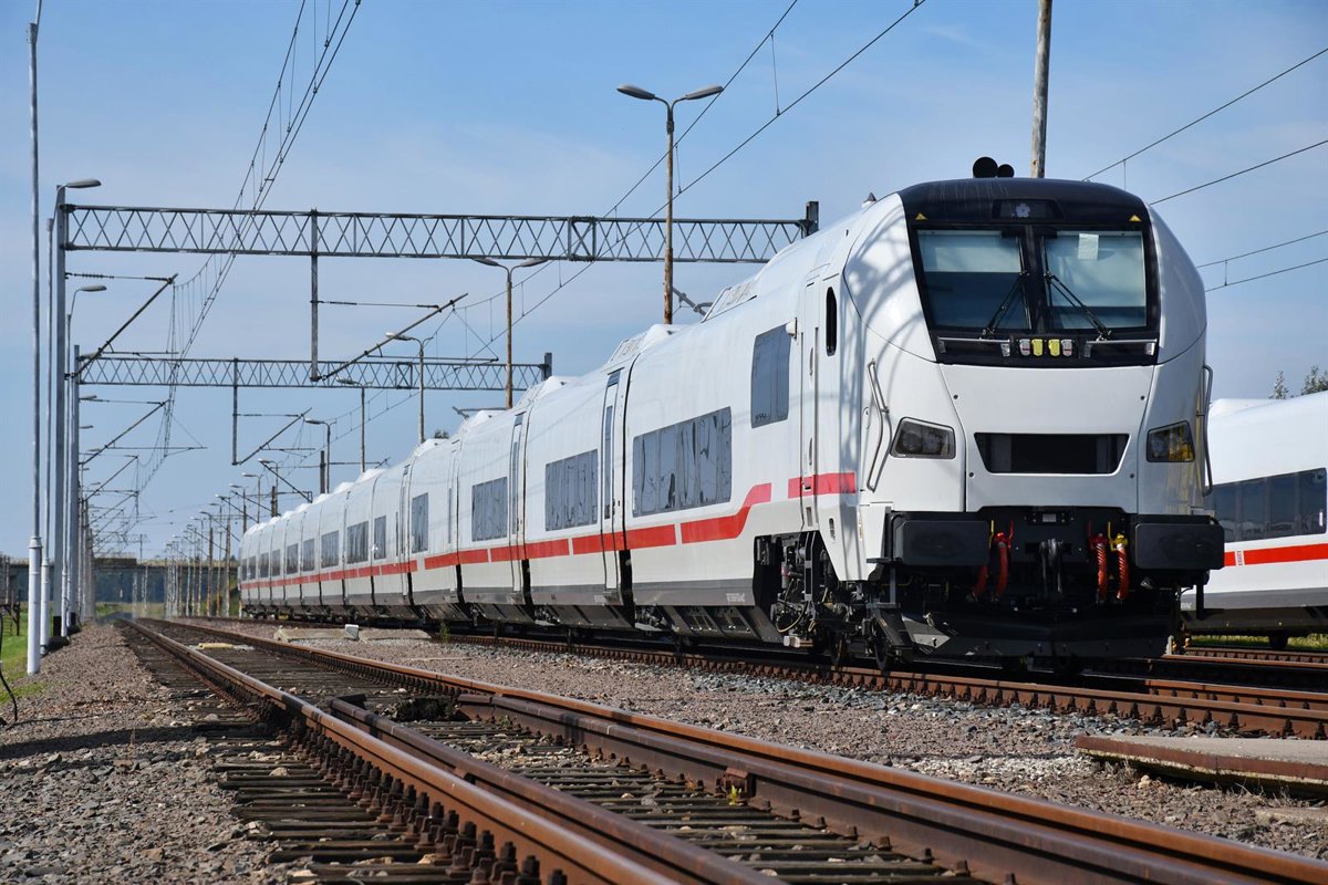 Las agencias de seguridad ferroviaria de Europa y Alemania aprueban el tren 'Talgo 230'