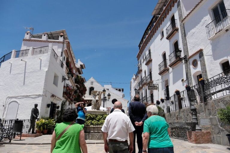 El interior de Andalucía atrae 6,8 millones de turistas en 2024, un 5,6% más que antes de la