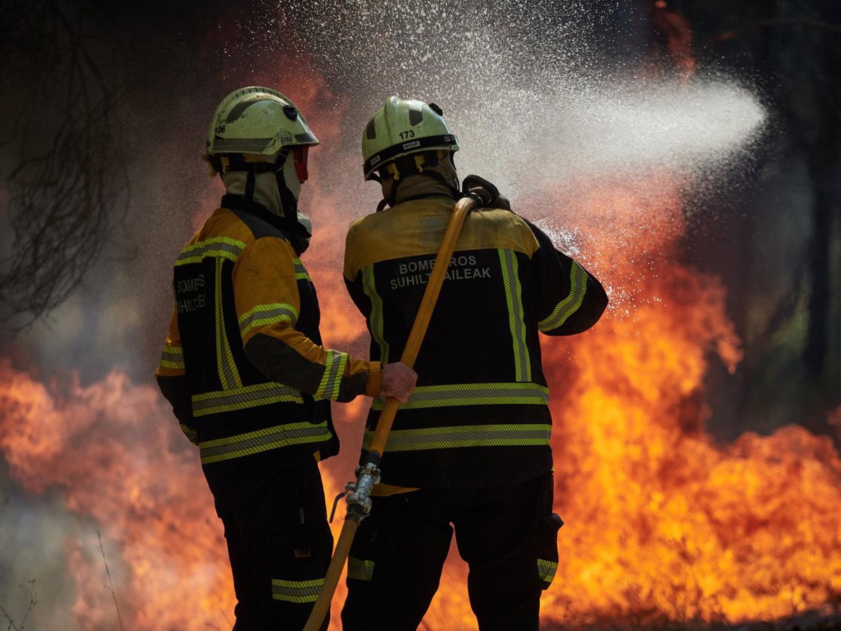 LAB solicita incrementar el presupuesto para fortalecer a los bomberos forestales