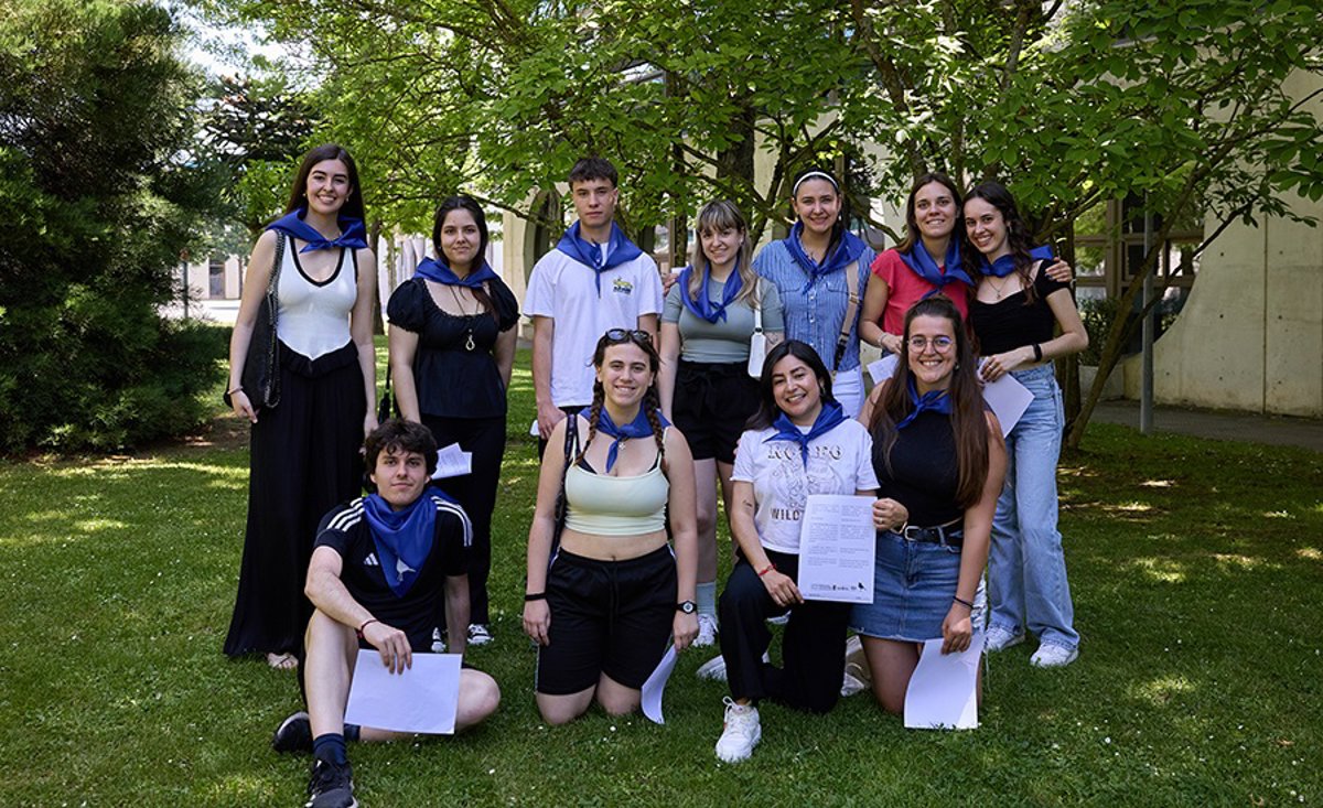 Catorce estudiantes de la UPNA han participado este año en el proyecto Ruiseñor-Urretxindorra de
