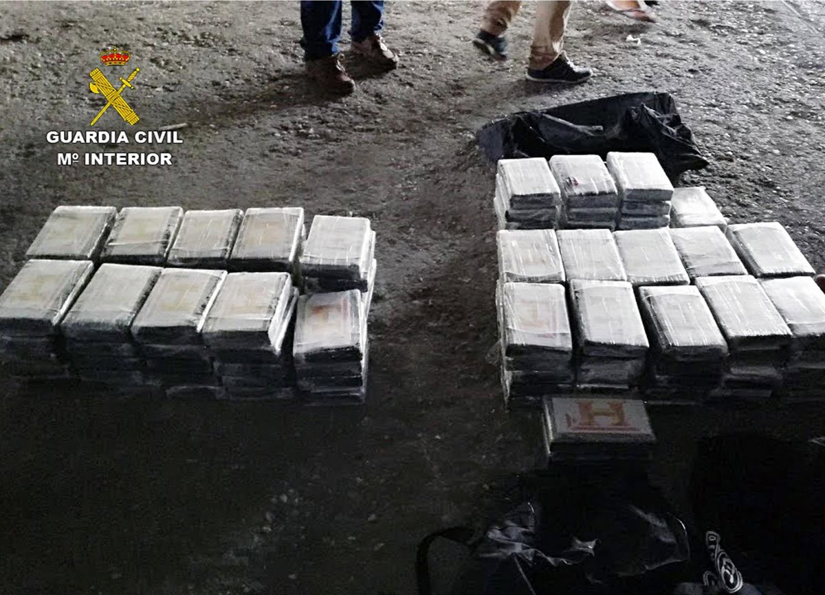 Guardia Civil y Gendarmería incautan en Burdeos 1,3 toneladas de cocaína en un camión