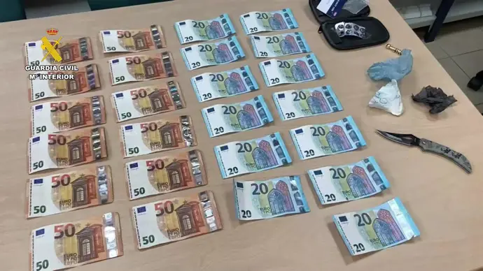 La Guardia Civil detiene en Calahorra a un conductor con 860 euros en billetes falsos