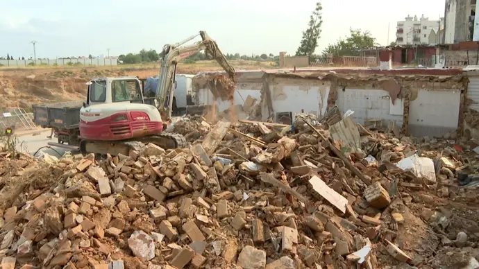 La demolición de 45 viviendas dañadas por la dana en Torrent concluirá en aproximadamente tres
