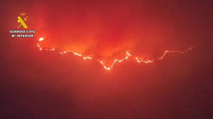 La Guardia Civil utiliza drones en Jarilla (Cáceres) para localizar nuevos focos del incendio