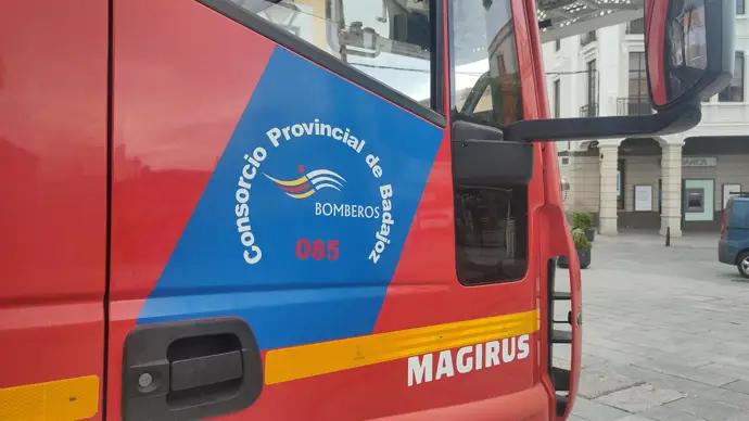 Cuatro mujeres resultan heridas tras un choque entre dos vehículos en la Ex-209, Esparragalejo