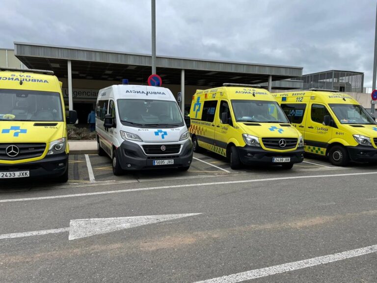 Una persona resultó herida en un accidente entre un coche y una moto en la LR-256, en Albelda