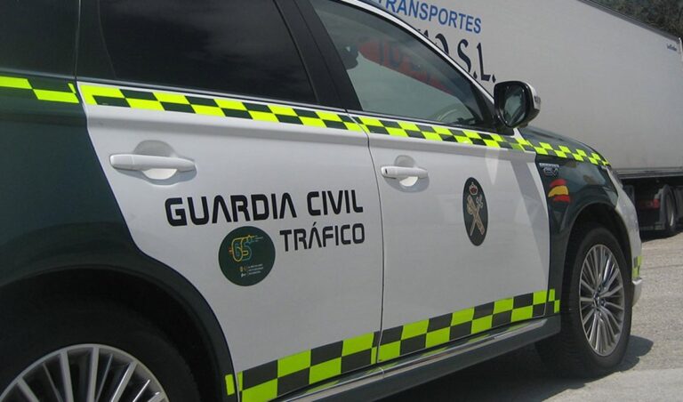 Un motorista pierde la vida en un accidente con un camión en Úbeda, Jaén