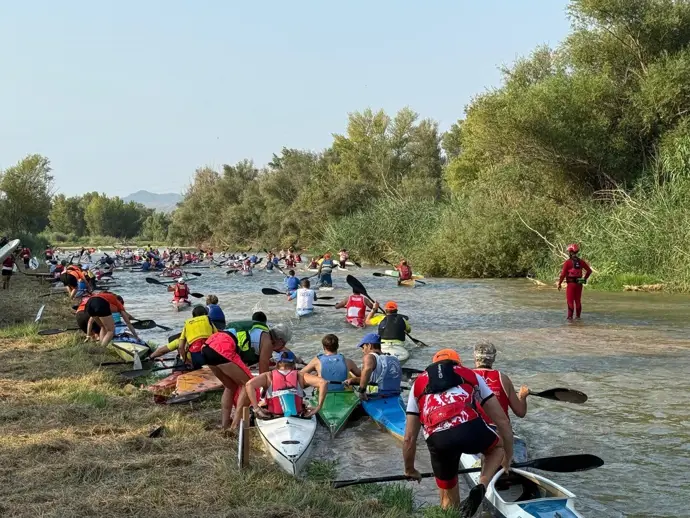 Más de 600 participantes del Descenso Internacional del Cinca llenan de fiesta Fraga, Torrente y