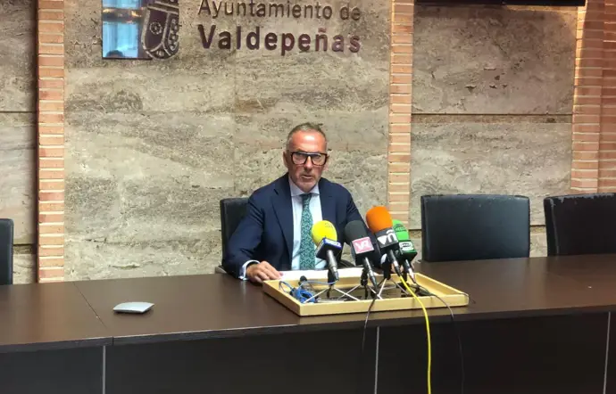 Valdepeñas ajustará su presupuesto en 500.000 euros para la nueva salida del parking en la plaza