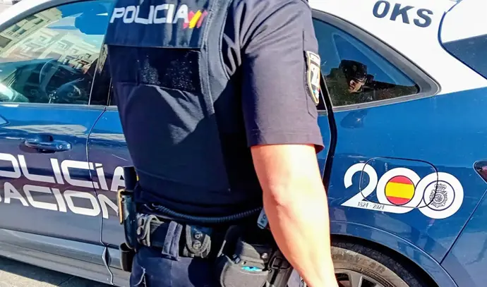 Detenido tras compartir en redes sociales sus robos de coches en un aparcamiento de Badajoz