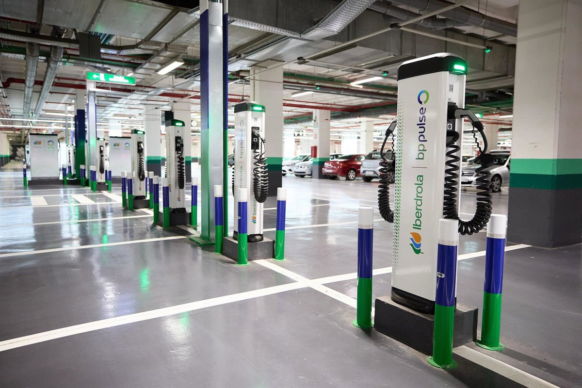 Iberdrola activa más de 1.300 puntos de carga en Andalucía para vehículos eléctricos