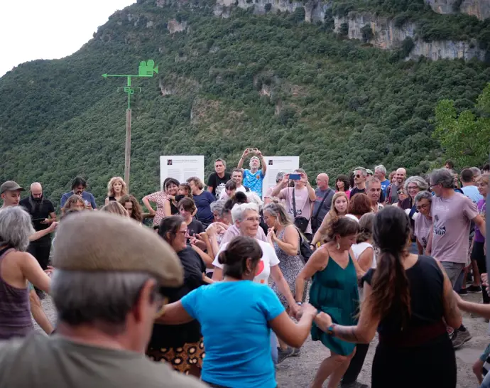 Más de 2.000 asistentes vuelven a superar el récord en la Muestra de Cine de Ascaso, Huesca