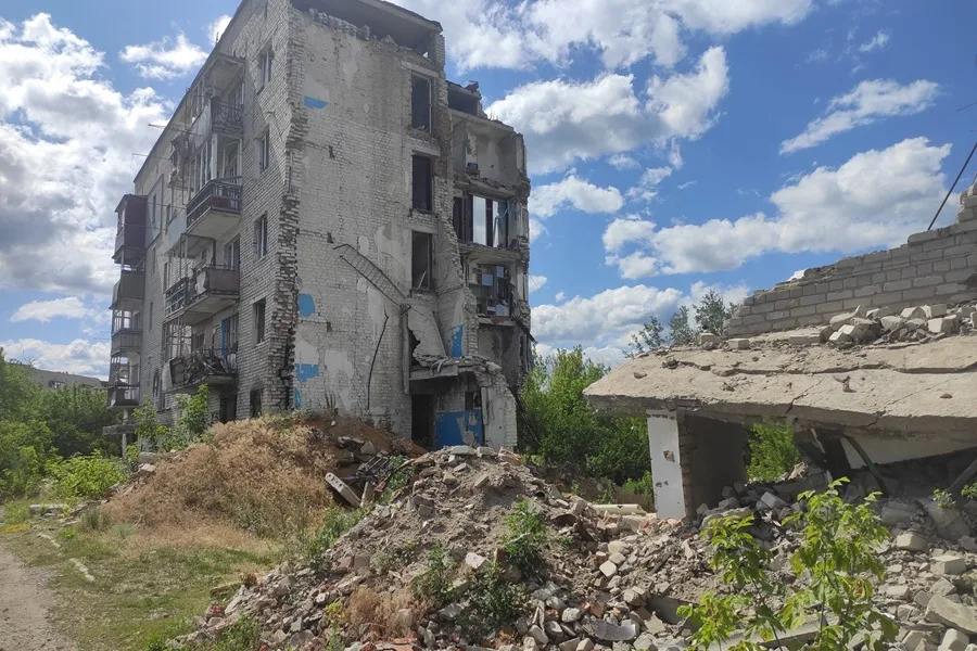 Un civil fallece y seis resultan heridos en ataques rusos en la región de Donetsk