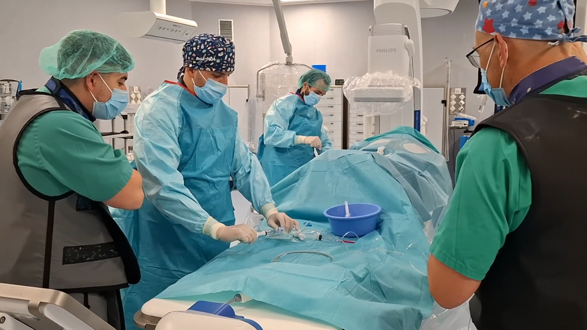 El hospital público Infanta Sofía de Madrid añade una sala de hemodinámica para tratamientos