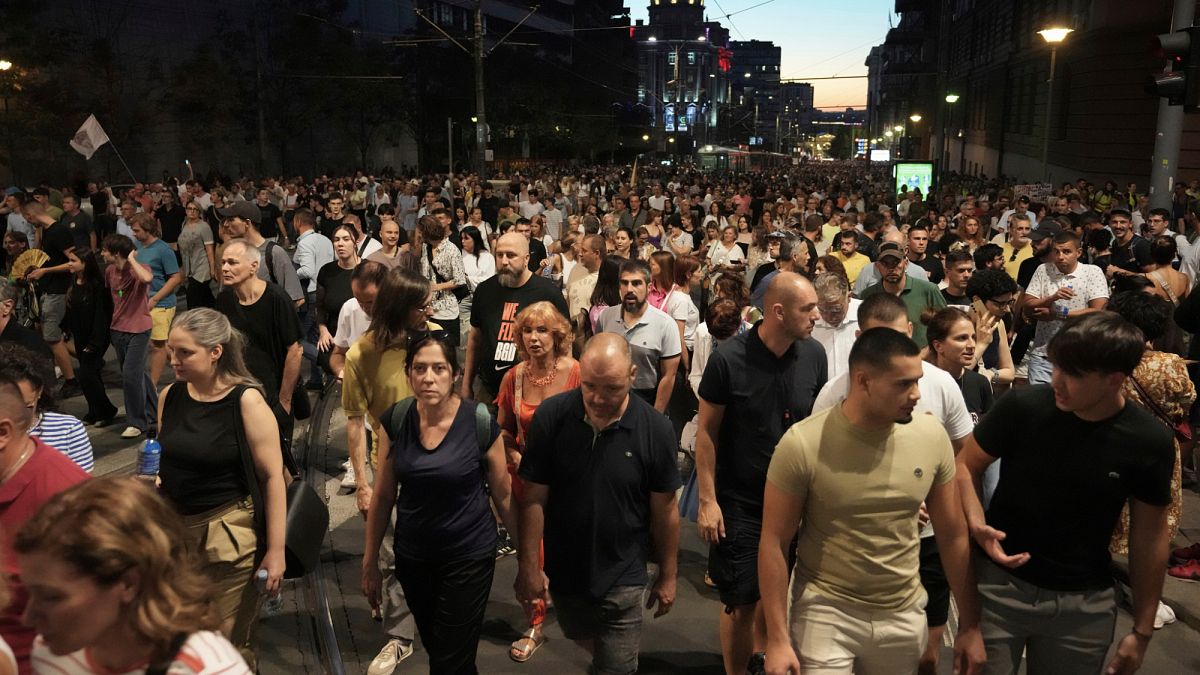 Manifestación en Belgrado: diez meses tras el colapso de Novi Sad