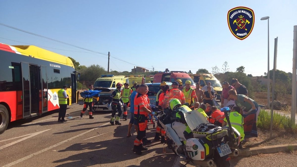 Nueve personas resultaron heridas, tres de ellas con lesiones graves, en un accidente en Mallorca