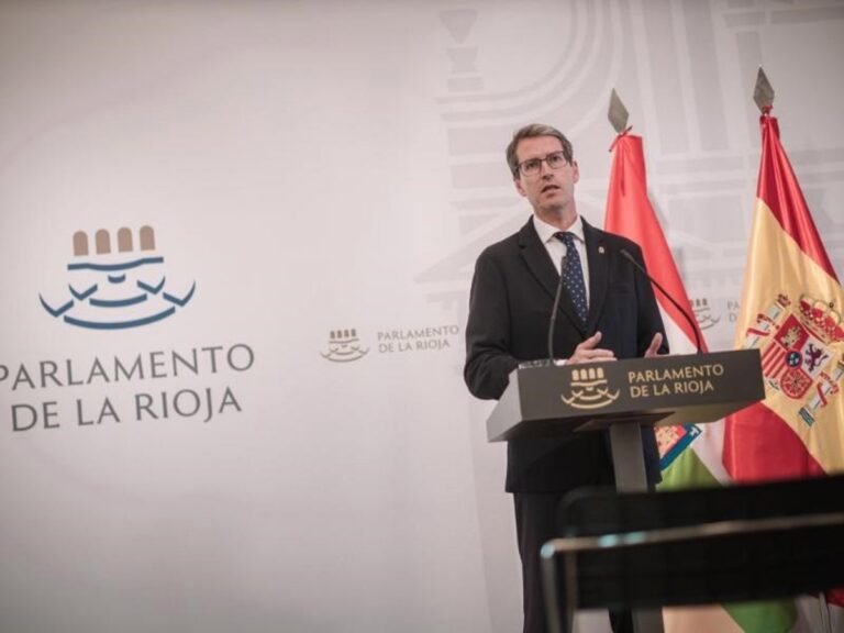 Capellán denuncia la "barbarie" que impera en Gaza y presenta su declaración institucional