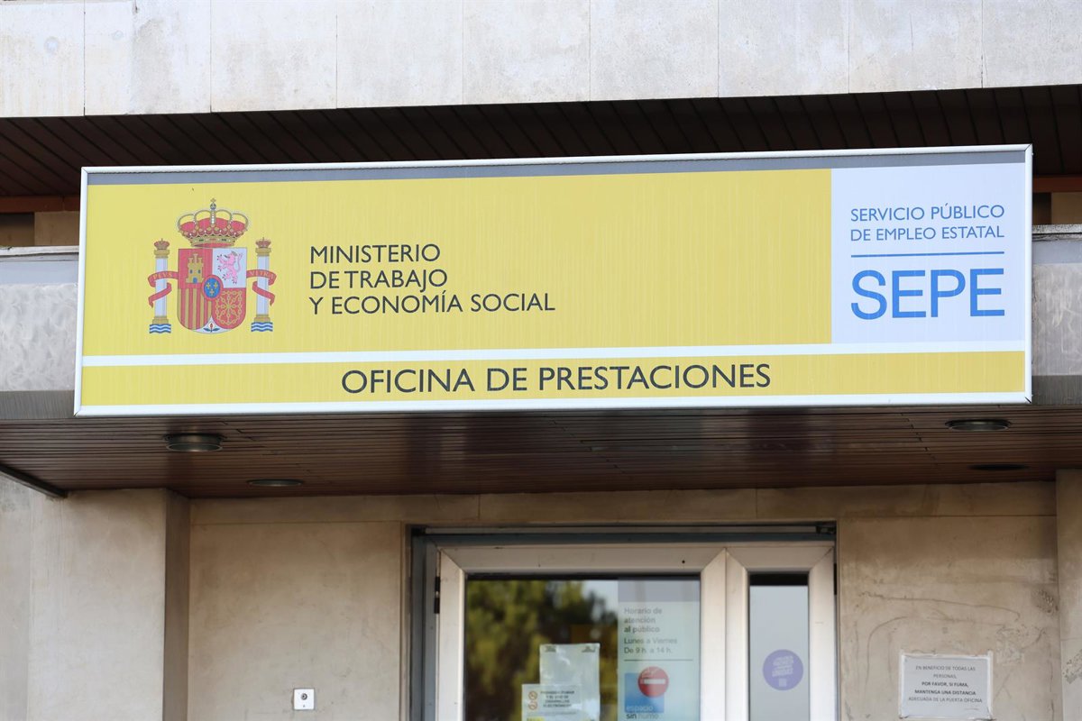 El desempleo en Andalucía aumenta en 1.756 personas en agosto, llegando a 592.611 parados