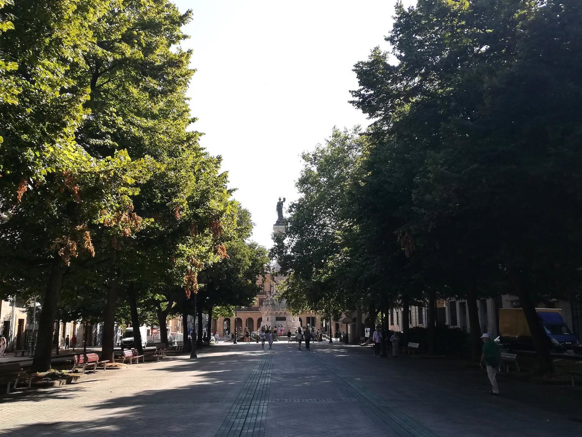 Abaurrea afirma que el traslado de las estatuas de Sarasate es inminente y que se ultiman detalles