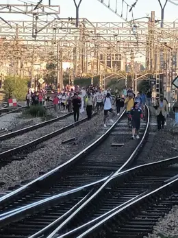 Almeida critica a Puente por el estado deficiente de Cercanías y sugiere que se ocupe de su