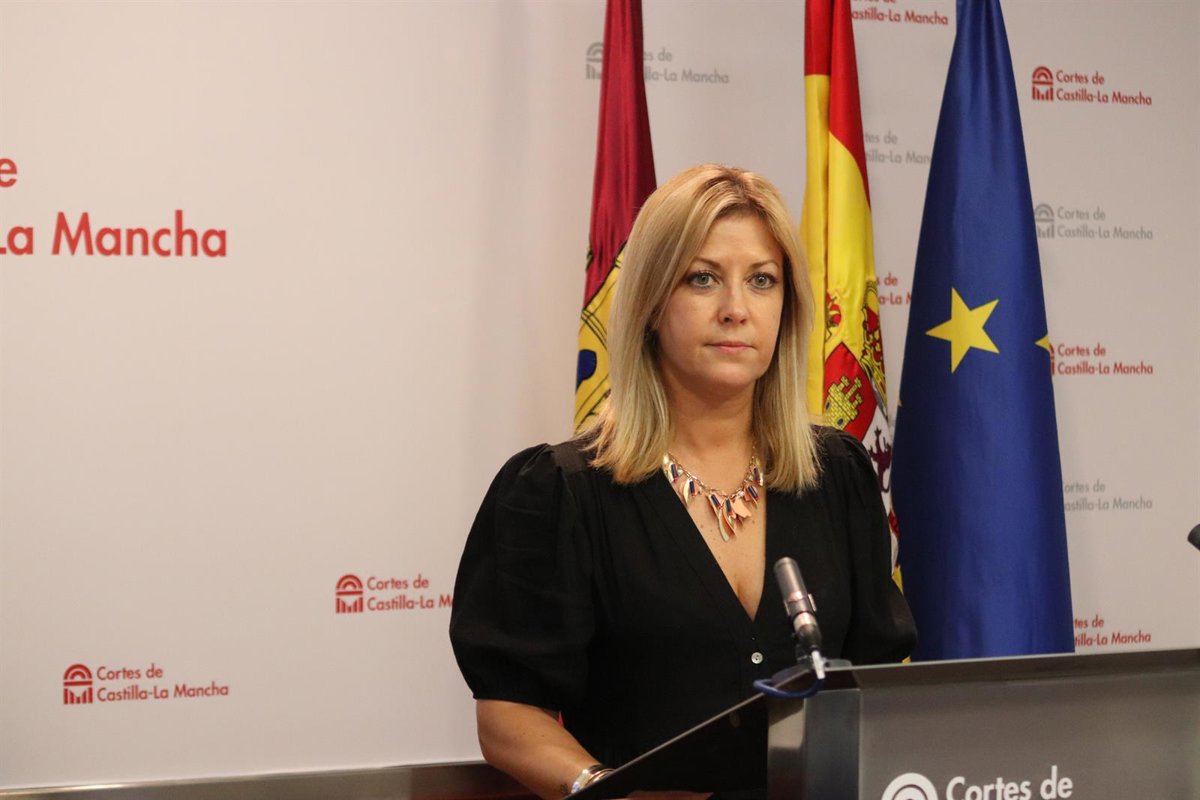 PSOE pide al PP que se distancie de Vox por sus "irresponsables" comentarios sobre migrantes