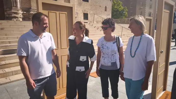 Aragón atenderá a menores migrantes, pero critica al Gobierno: "No tenemos información alguna