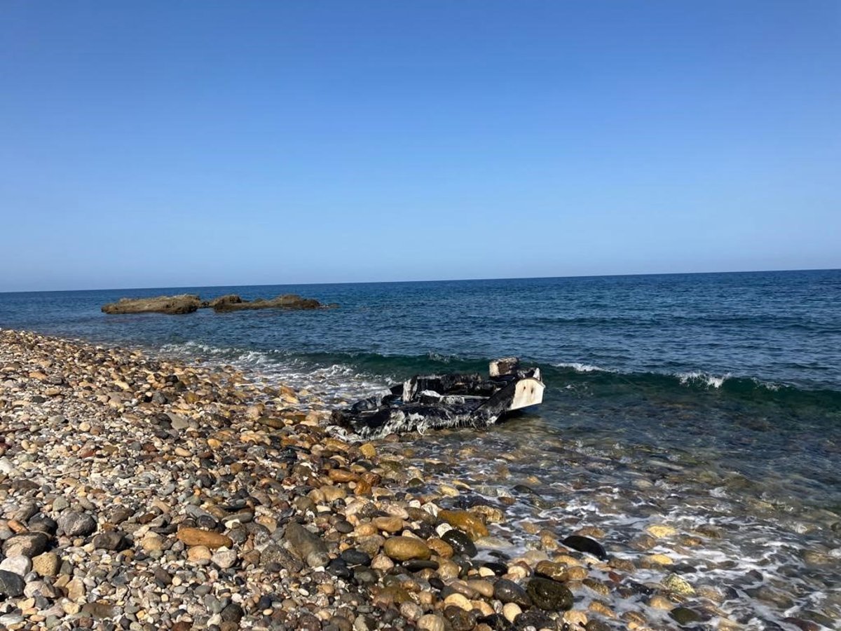 Hallado el octavo cuerpo de un migrante naufragado esta semana en aguas de Almería