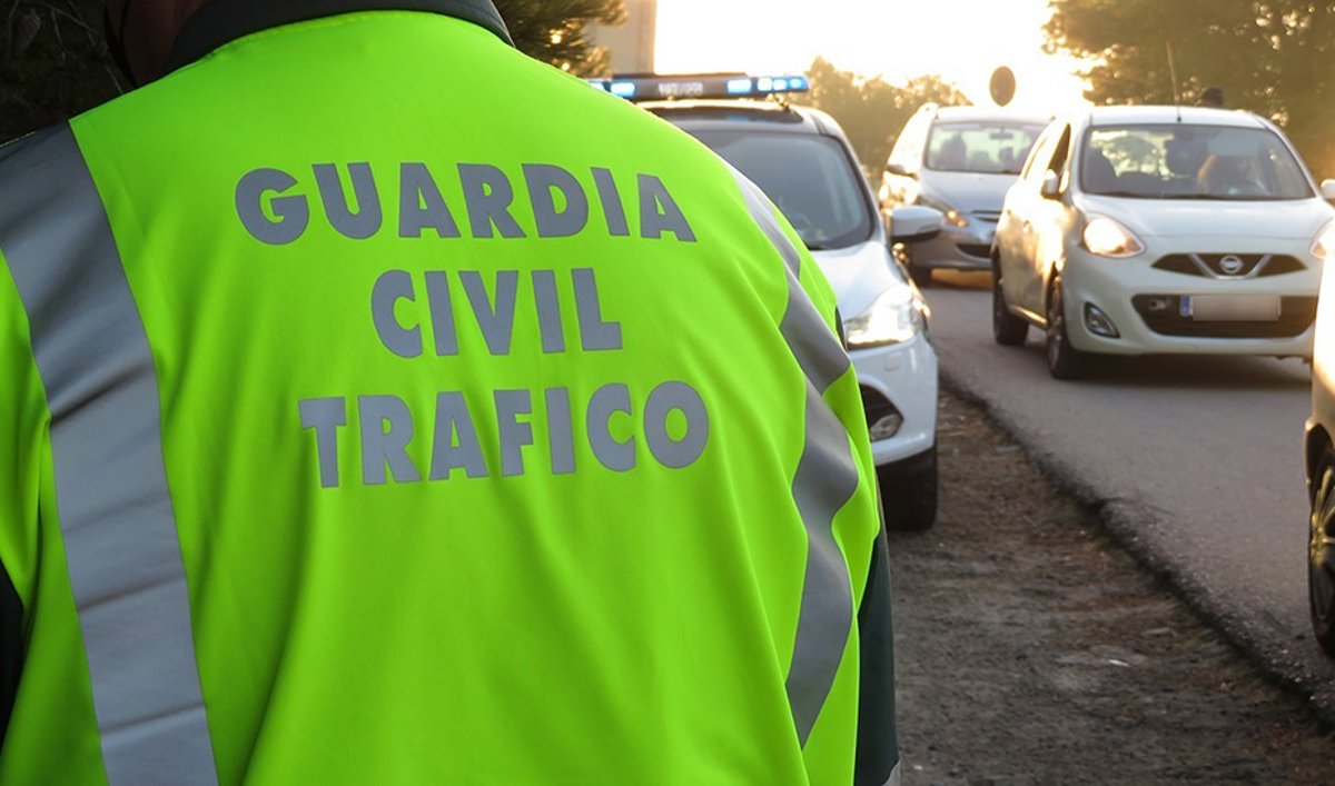 La A-44 vuelve a estar operativa tras un accidente en Campotéjar, Granada