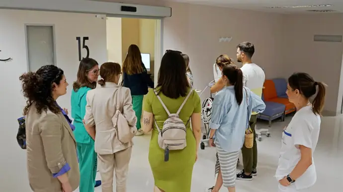 Más de 300 embarazadas y sus parejas recorren el circuito de ingreso para dar a luz
