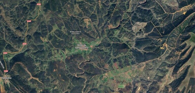 Un hombre de 78 años muere al caer del tejado de una nave en una finca en Minas de Santa Quiteria
