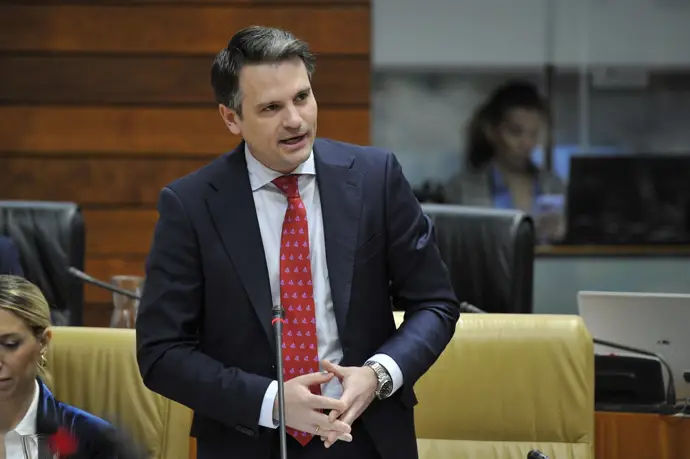 Bautista presentará un informe sobre la gestión de incendios en la Asamblea este jueves