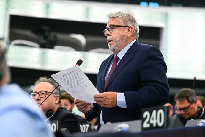Sánchez Amor celebra el acuerdo de asociación y cooperación de la UE con Kirguistán