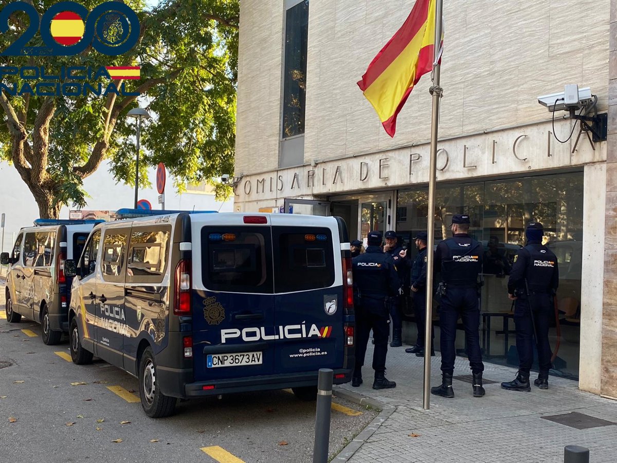 Hombre detenido por exhibicionismo frente a una menor mientras conducía en Manacor