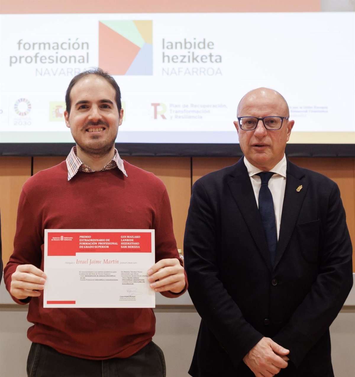 Un estudiante del CI María Ana Sanz de Pamplona gana el Premio Nacional de Formación Profesional