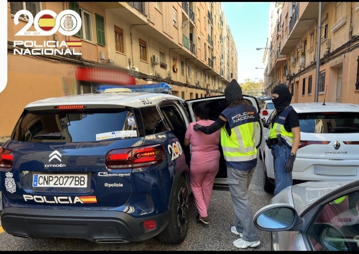 Detienen a una mujer responsable de un punto de venta de droga en Son Forteza