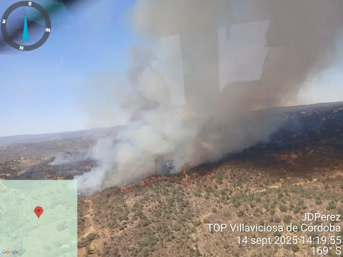 Se ha declarado un incendio forestal en La Canaleja, Pozoblanco, Córdoba, desde este domingo