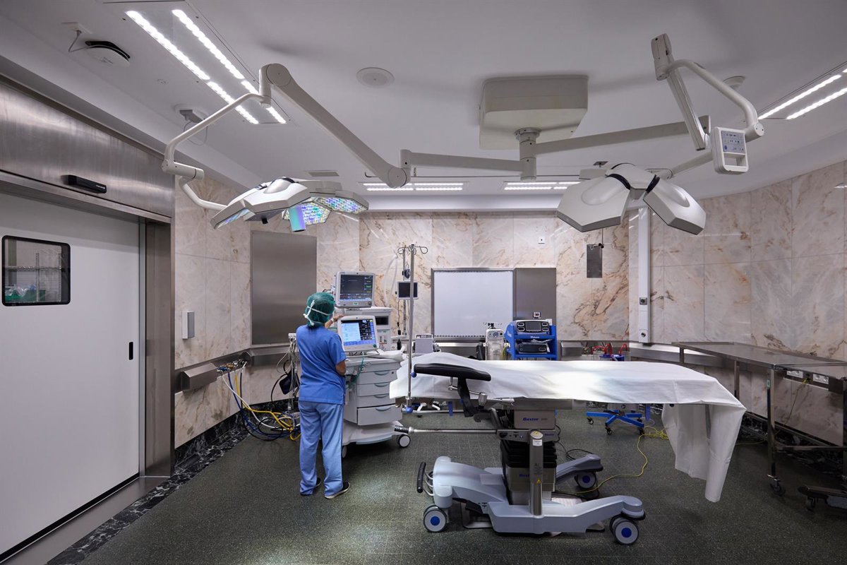 El Hospital Universitario de Navarra actualiza ocho quirófanos que realizan 4.500 operaciones