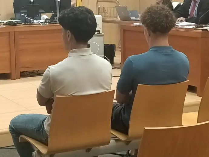 Suspenden el juicio contra tres jóvenes acusados de agredir sexualmente a dos niñas de un centro
