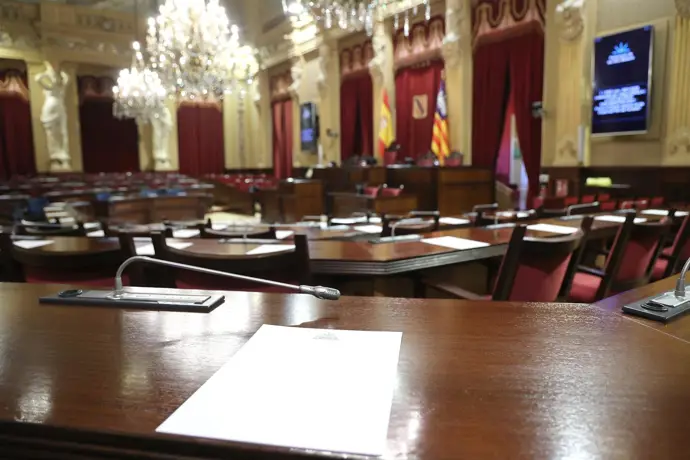 La ley para la cogestión aeroportuaria se debatirá este martes en el Parlament