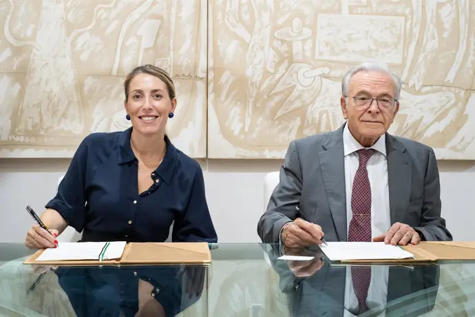 La Junta y la Fundación La Caixa amplían su acuerdo, incrementando el presupuesto en un 18% este
