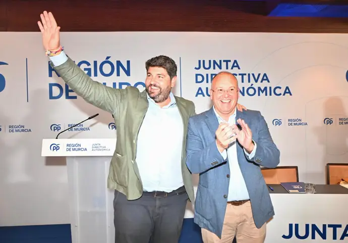 Pedro Sánchez fundamenta su gestión en oponerse a las Comunidades Autónomas desde el Gobierno de