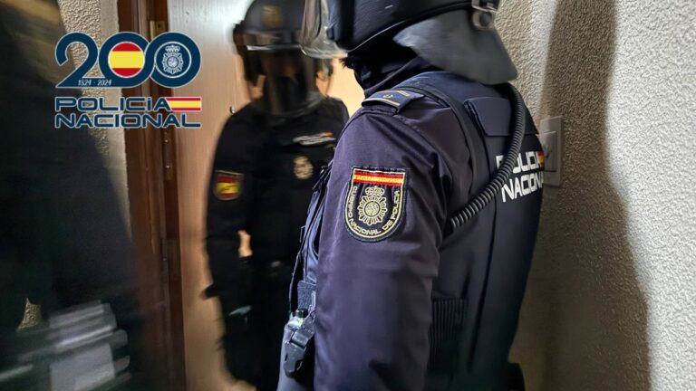 La Policía Nacional detiene a dos personas y cierra un punto de venta de drogas en Logroño