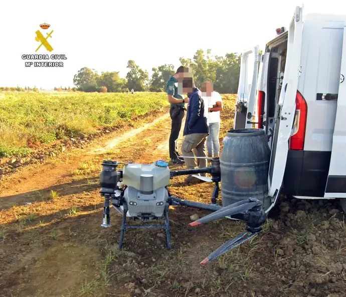 Piloto de dron sorprendido sobrevolando cerca del aeropuerto de Badajoz para tratamientos agrícolas